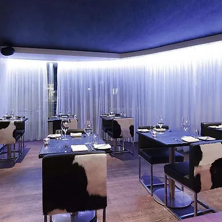 Thingholt By Center Hotel